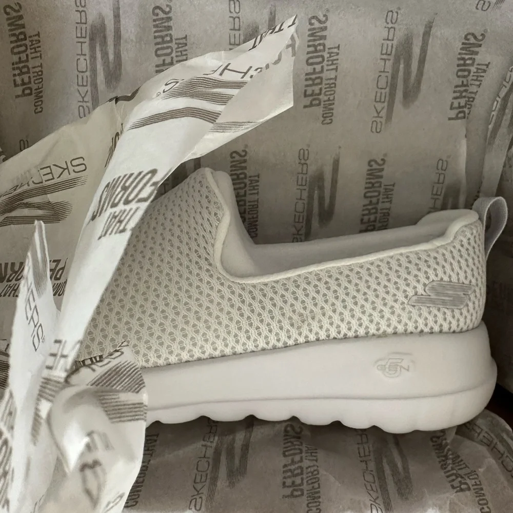 Skechers Women’s White Mesh Slip-On